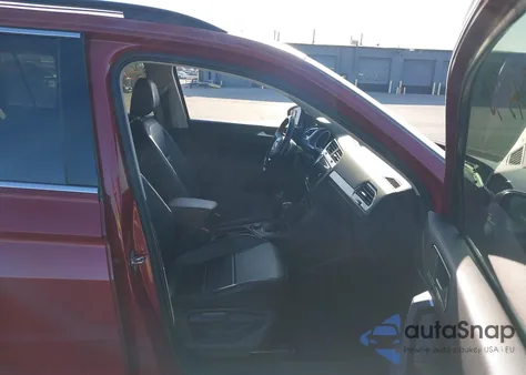 2018 Volkswagen Tiguan 2.0T Se/2.0T Sel из США, поврежденный, VIN 3VV2B7AX6JM039344